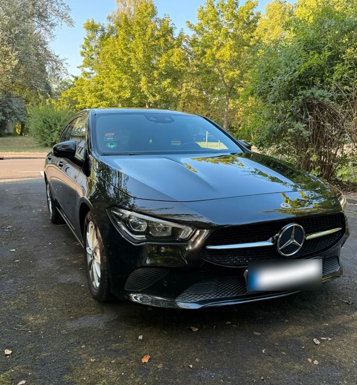 Image of Mercedes-Benz CLA 200 Shooting Brake
