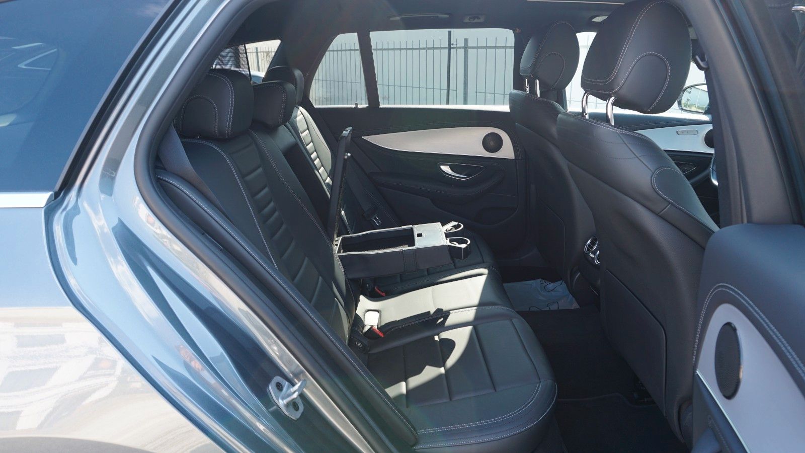 Fahrzeugabbildung Mercedes-Benz E 450 E T-Modell E 450 4Matic, AMG Line, Kamera