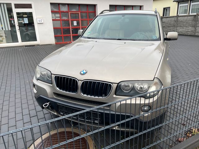 BMW X3 2.0d Allrad AHK TURBOSCHADEN