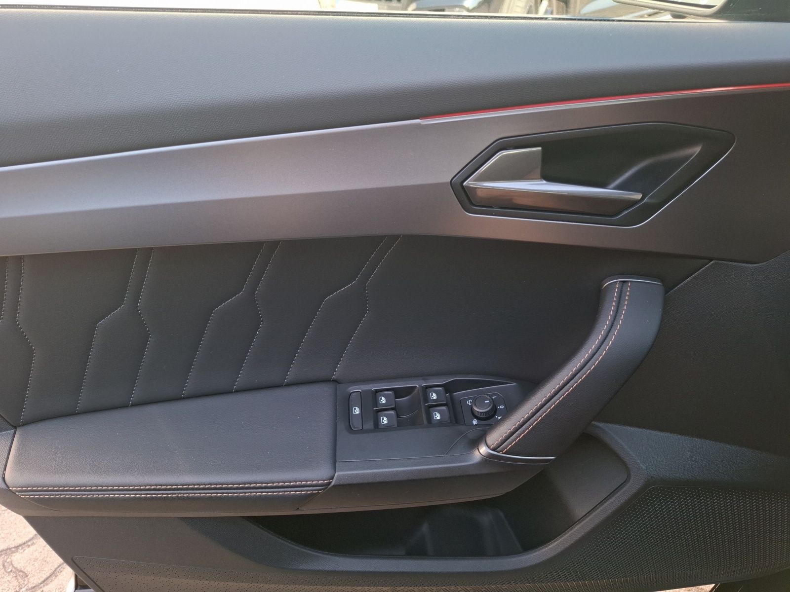 Fahrzeugabbildung CUPRA Formentor TSI DSG LED ACC RFK SH 19"