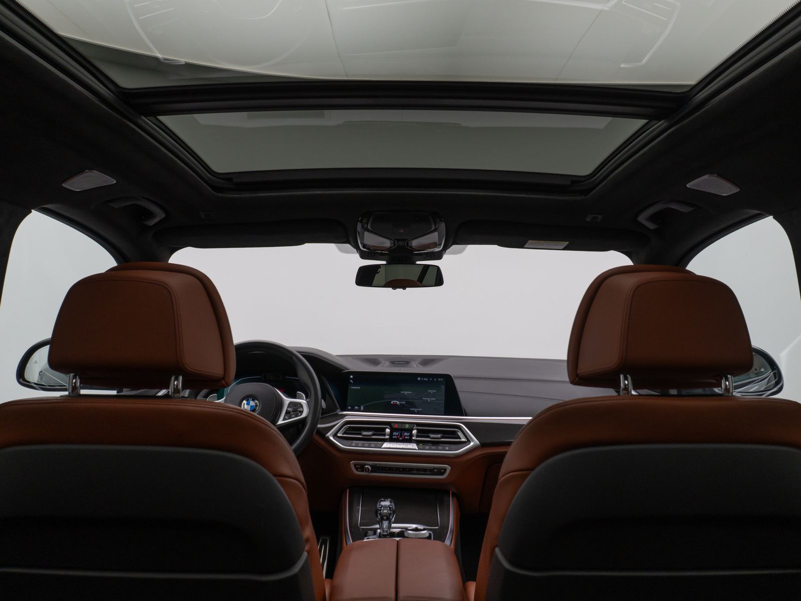 Fahrzeugabbildung BMW X5 xD40d M Sport B&W SoftClose Panorama HUD Voll