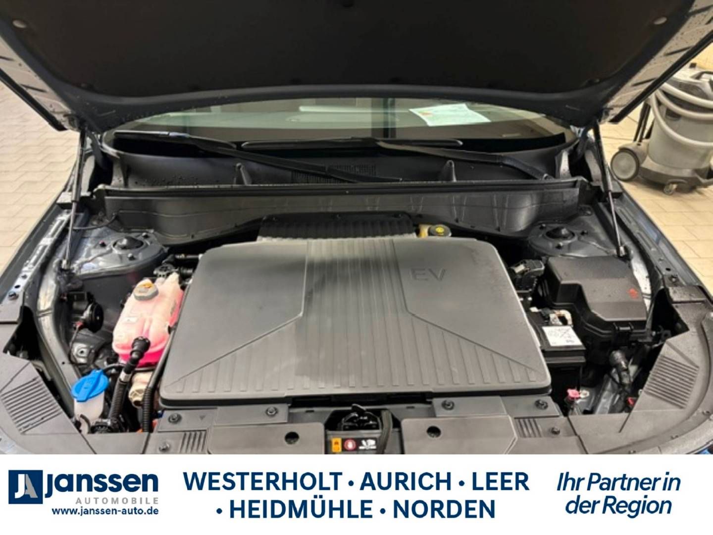 Fahrzeugabbildung Hyundai KONA Elektro 49kWh Trend/Automatik/Navi/Wärmepum