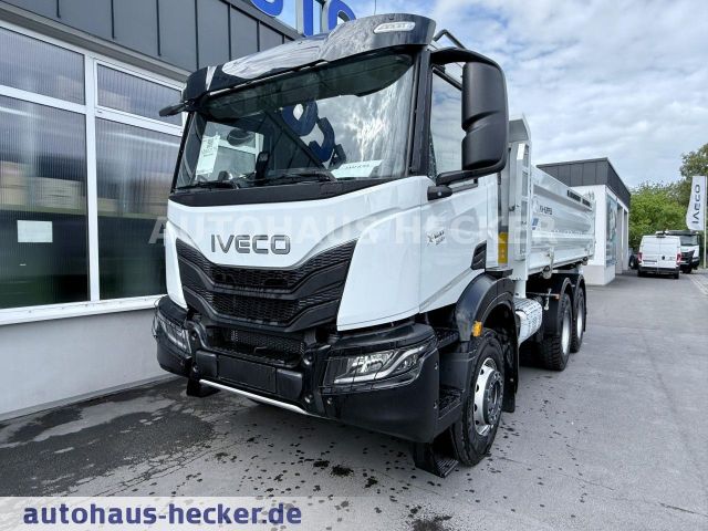 Iveco X-Way AD300X50Z HR OFF