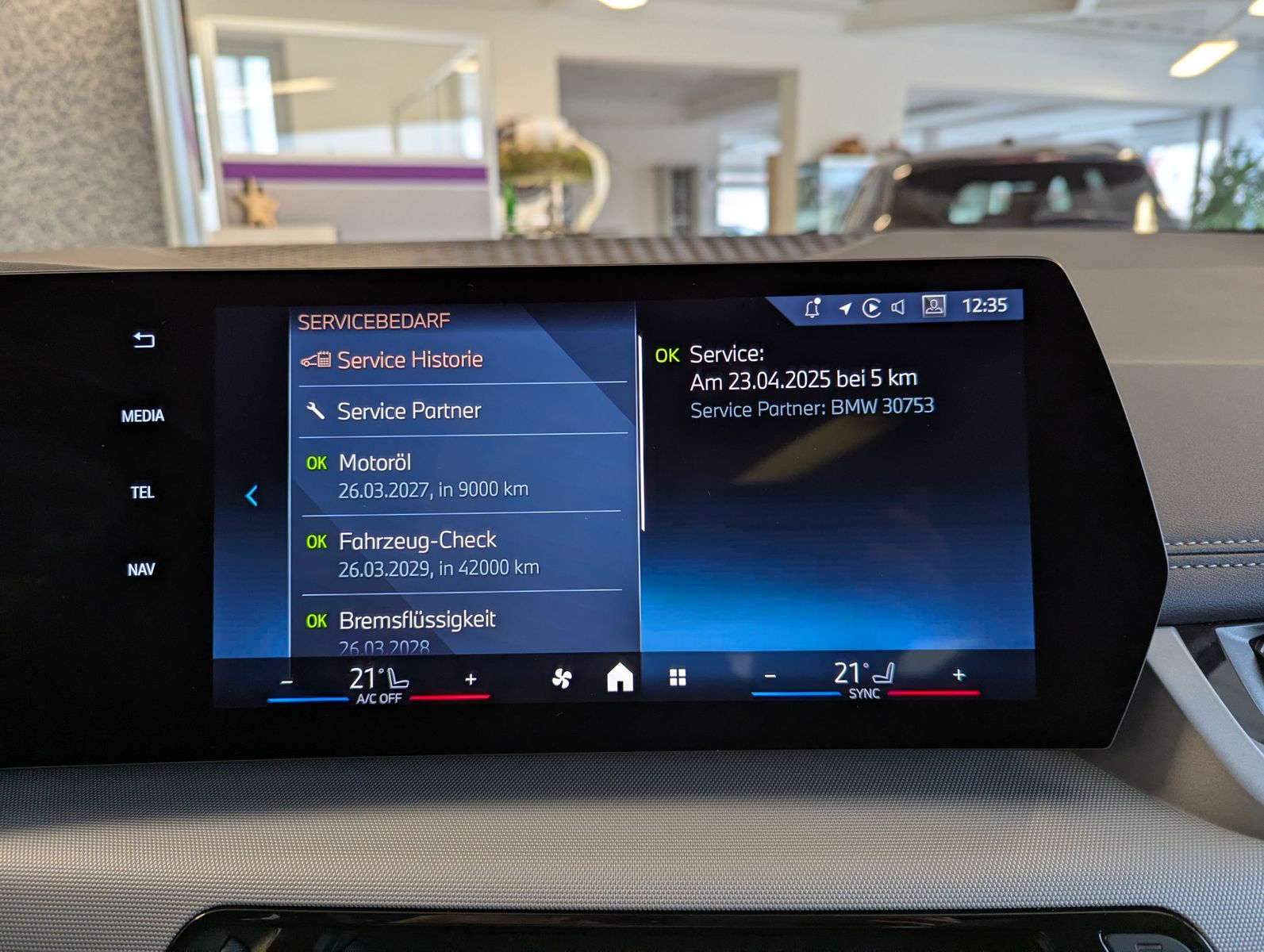 BMW 220 Active Tourer Aut AHK Pano Cam Travel-Paket - Image 26