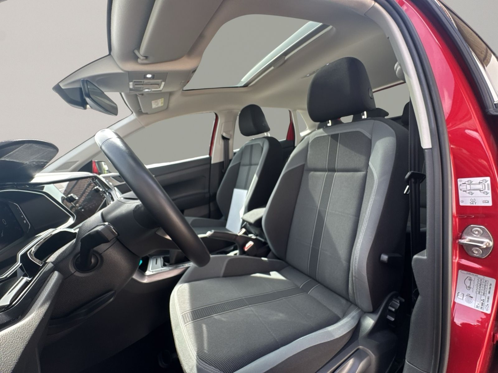 Polo 1.0 TSI Style, Navi, Panorama, 16" Alu Pale