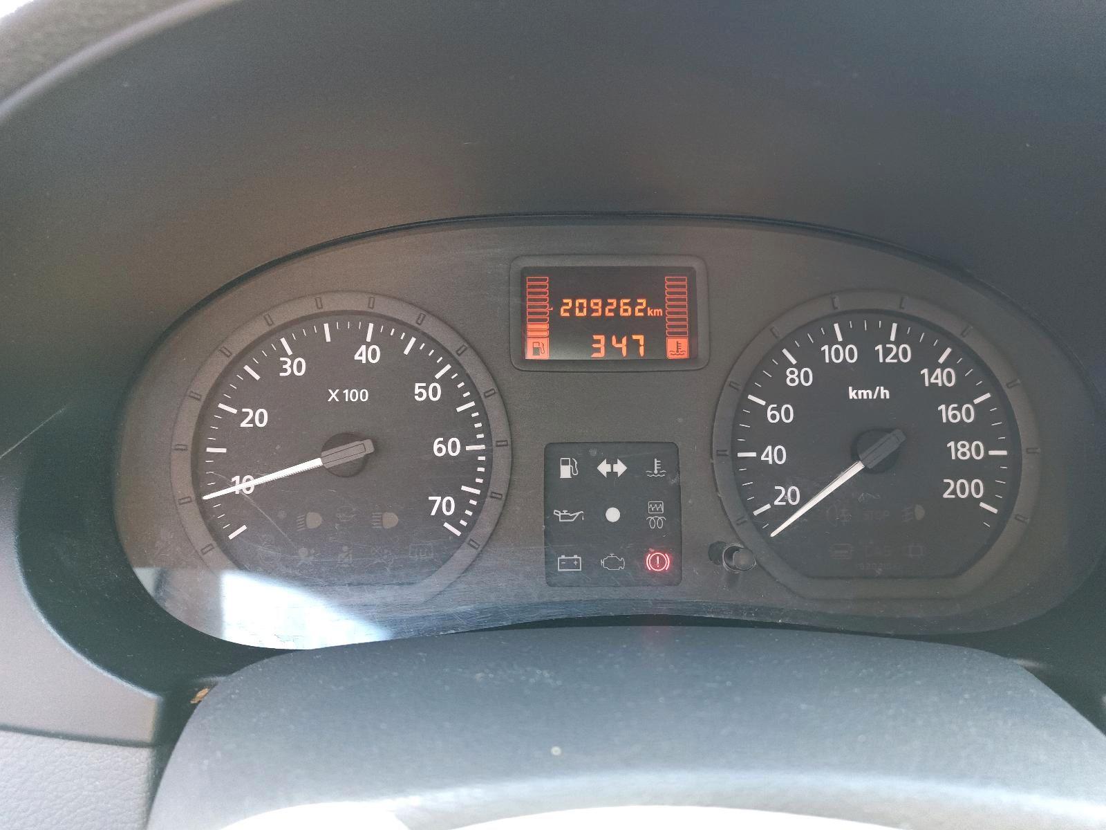 Dacia Logan 2012 — photo 7