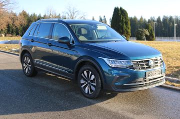 Volkswagen Tiguan - 3