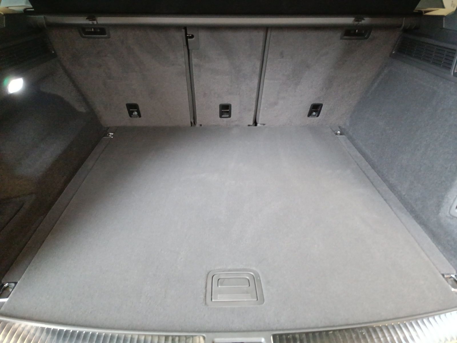 Volkswagen Touareg - Bild 19