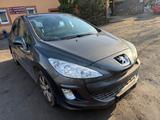Peugeot 308 SW Premium 120 VTi - Peugeot 308 aus 2010: SW