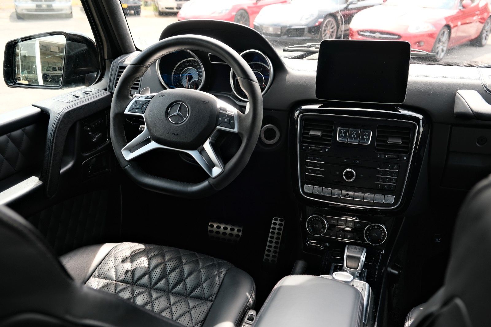 Fahrzeugabbildung Mercedes-Benz G 63 AMG/1. Hand/Distr./Harman/Fond Ent./Stdhzg