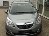 Opel Meriva Design Edition Turbo AHK 8-fach bereift - Opel Meriva: Design Edition