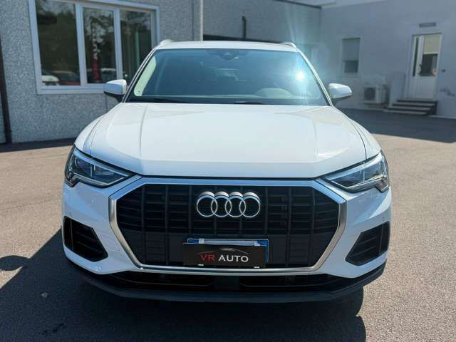 Audi Q3 45 HYBRID PLUG-IN 1.4 tfsi e Business s- imagem 2
