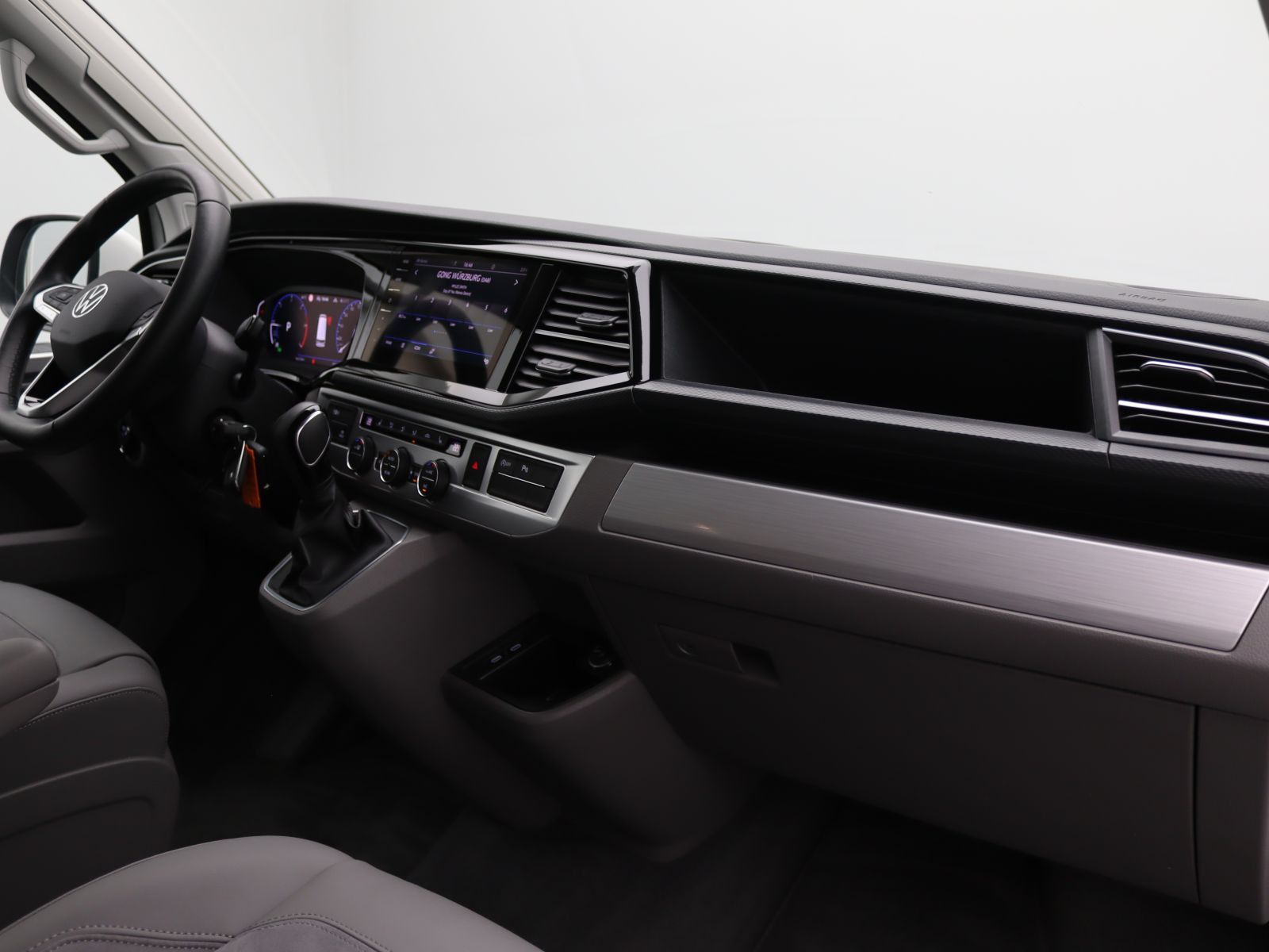 Volkswagen T6 California - Bild 13