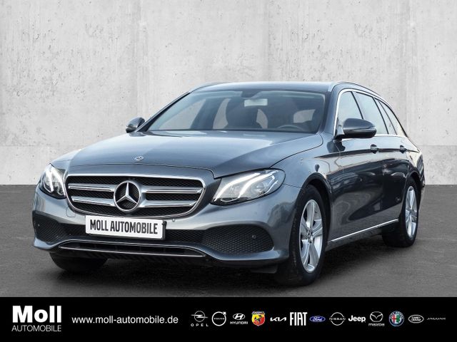 MERCEDES-BENZ E 200 T-Modell Niveau Navi LED El. Heckklappe Me