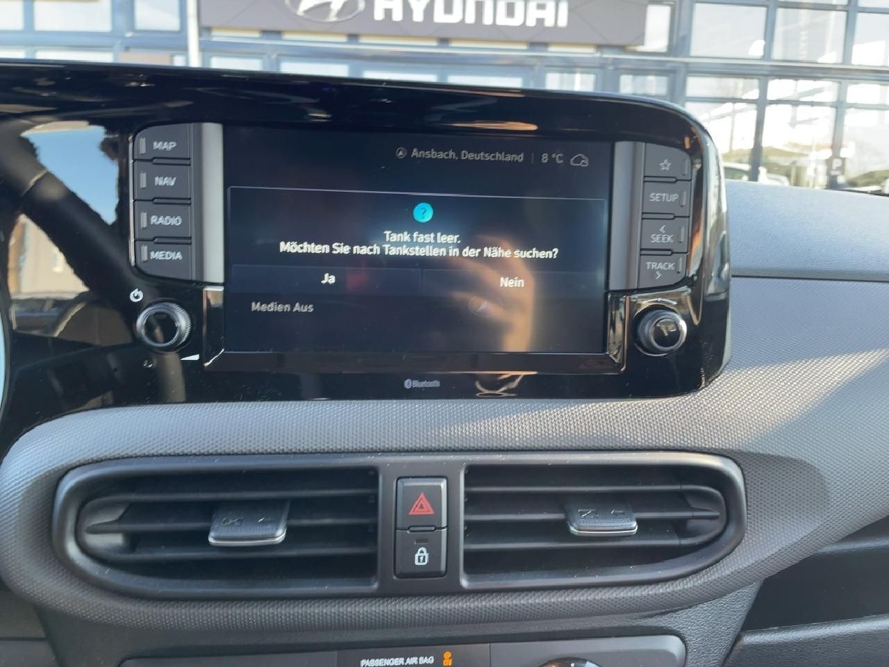 Fahrzeugabbildung Hyundai i10 Trend 84PS Automatik Navi SHZ EPH+Kamera DAB