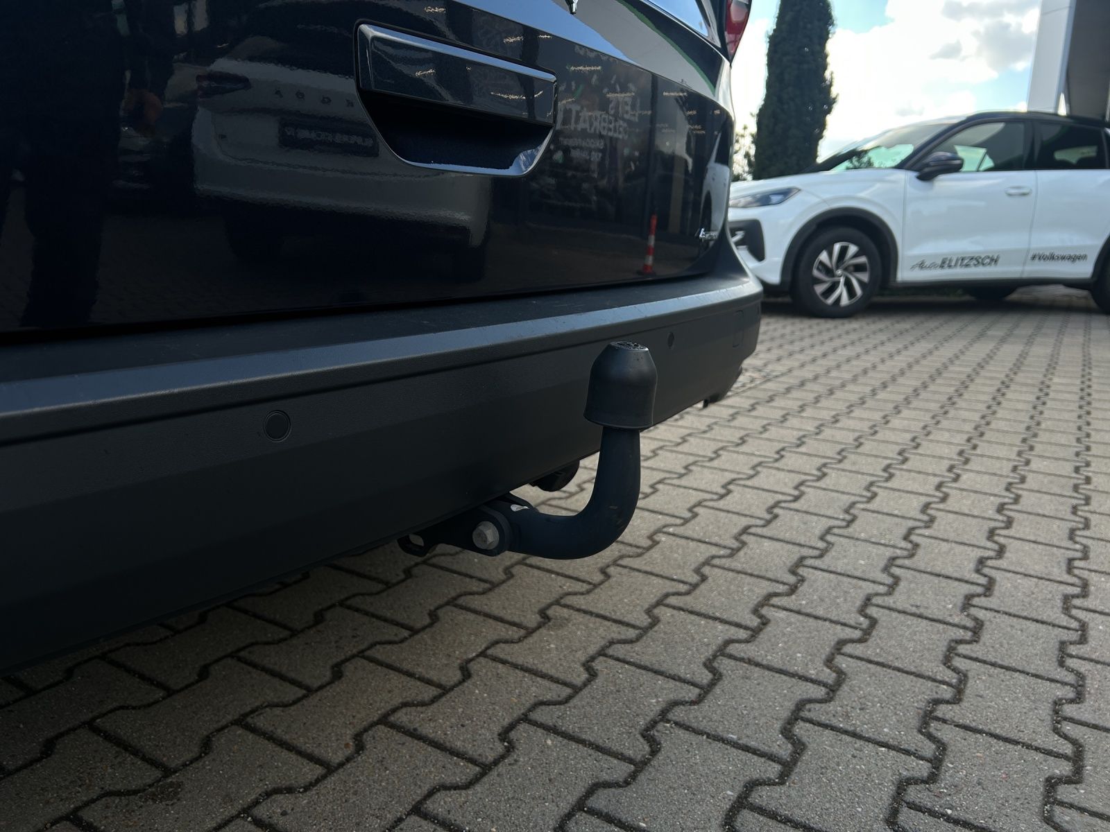 Fahrzeugabbildung Volkswagen Caddy Kombi TDI Maxi 4MOT AHZV PDC NSW