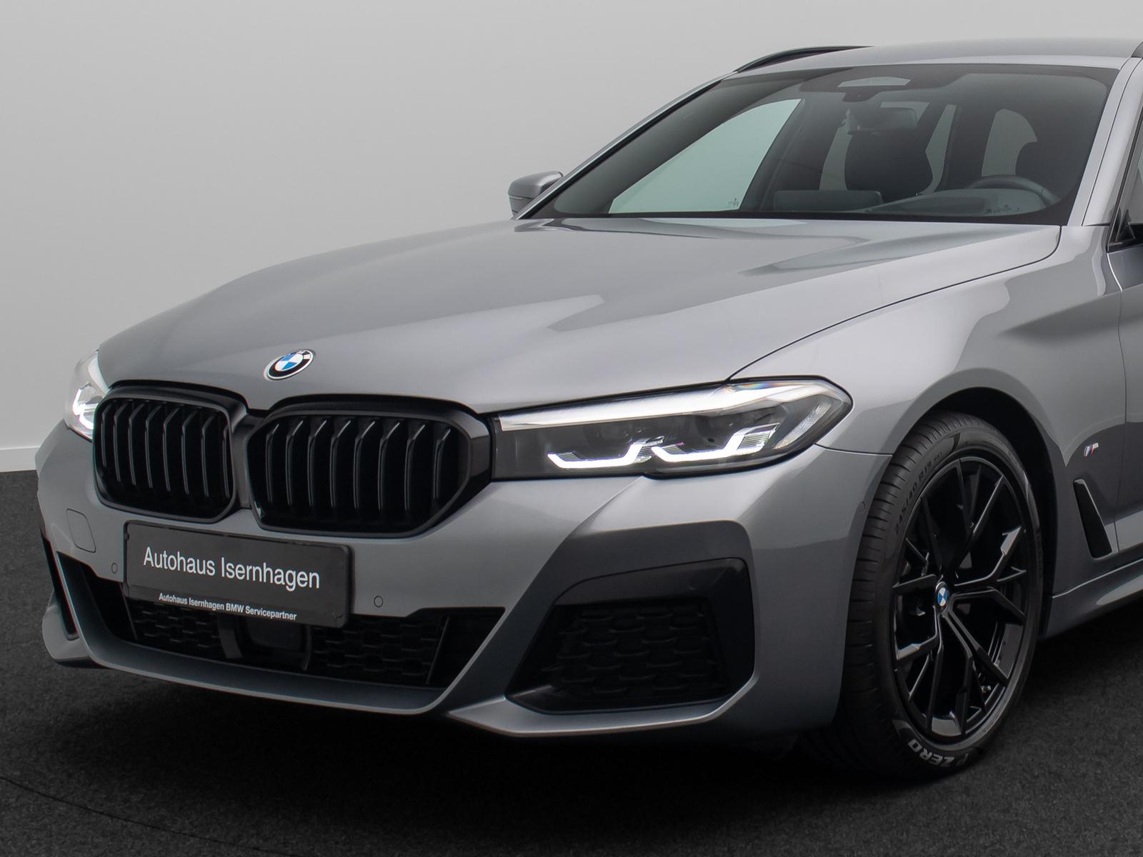 BMW 520d xD M Sport HUD DAB Alarm H/K Kamera AHK 19"
