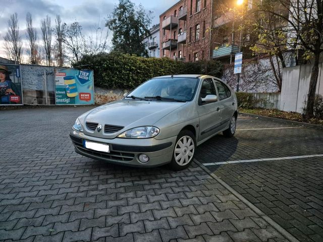 Renault Megane Fairway 1.6 16V - TÜV 11/26!!