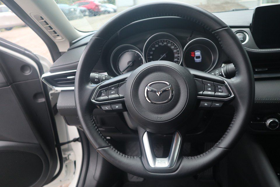 Fahrzeugabbildung Mazda 6 L Center-Line G-145 NAVI ACAA MRCC SHZ 360° HU