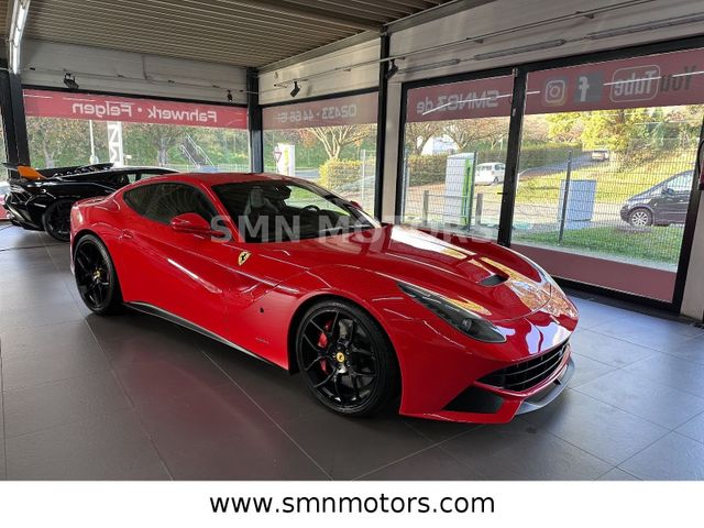 Ferrari F12 Berlinetta *Novitec * Schale * 1.HAND*