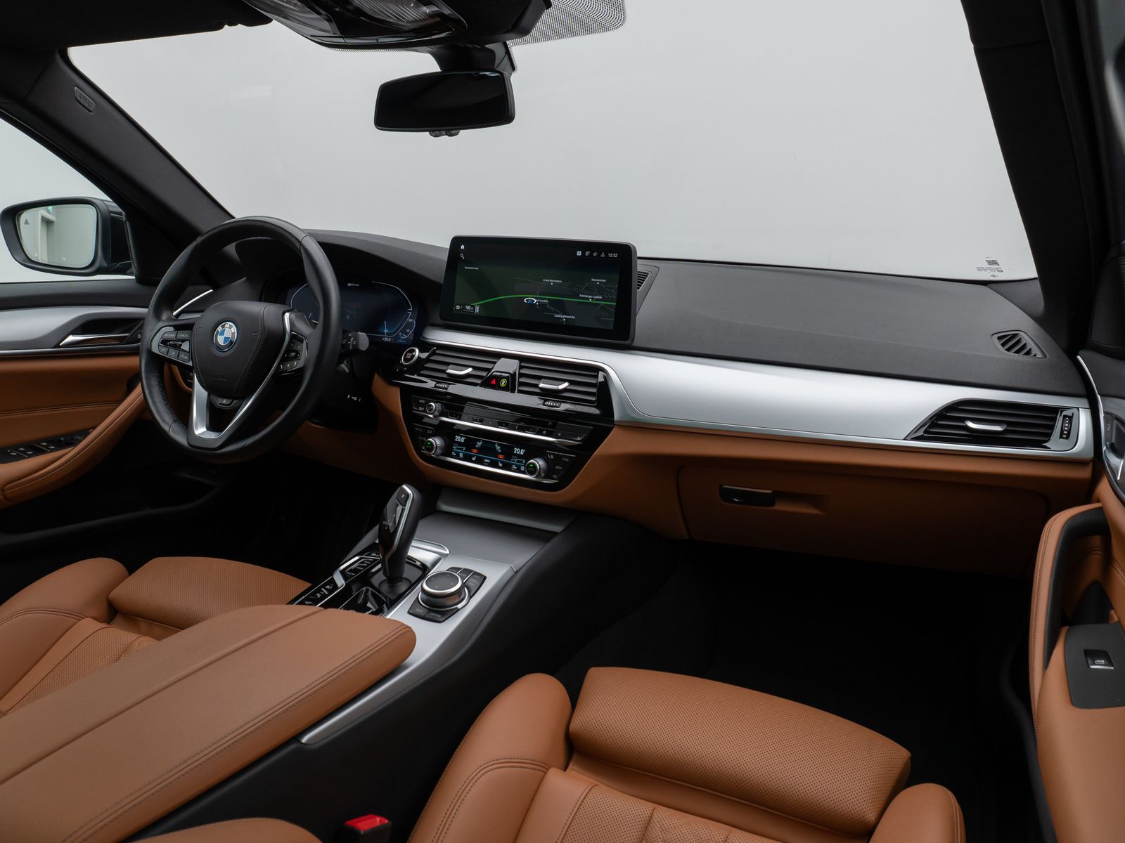 Fahrzeugabbildung BMW 530e  xD Panorama 360°Lenkrhz DAB HiFi AHK Sport