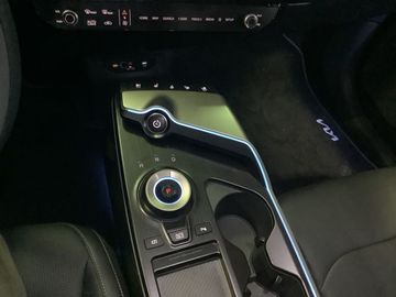 Kia EV6 84-kWh Earth