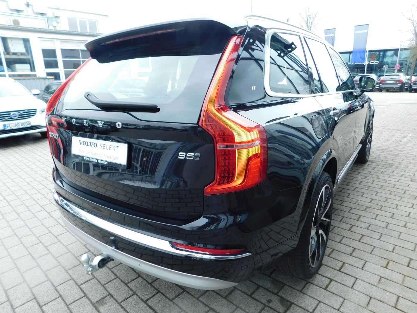 Fahrzeugabbildung Volvo XC90 B5 D Inscription 'B&W/AHK/Standheizung'