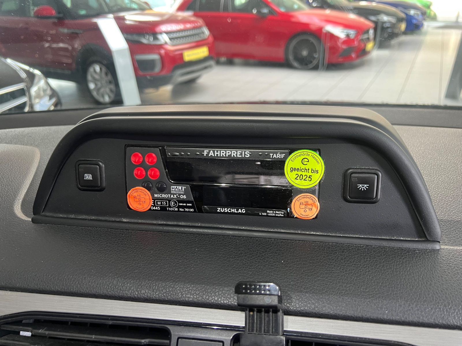 Fahrzeugabbildung Volkswagen Caddy PKW Maxi *MOTOR BEI VW NEU 100.000KM*