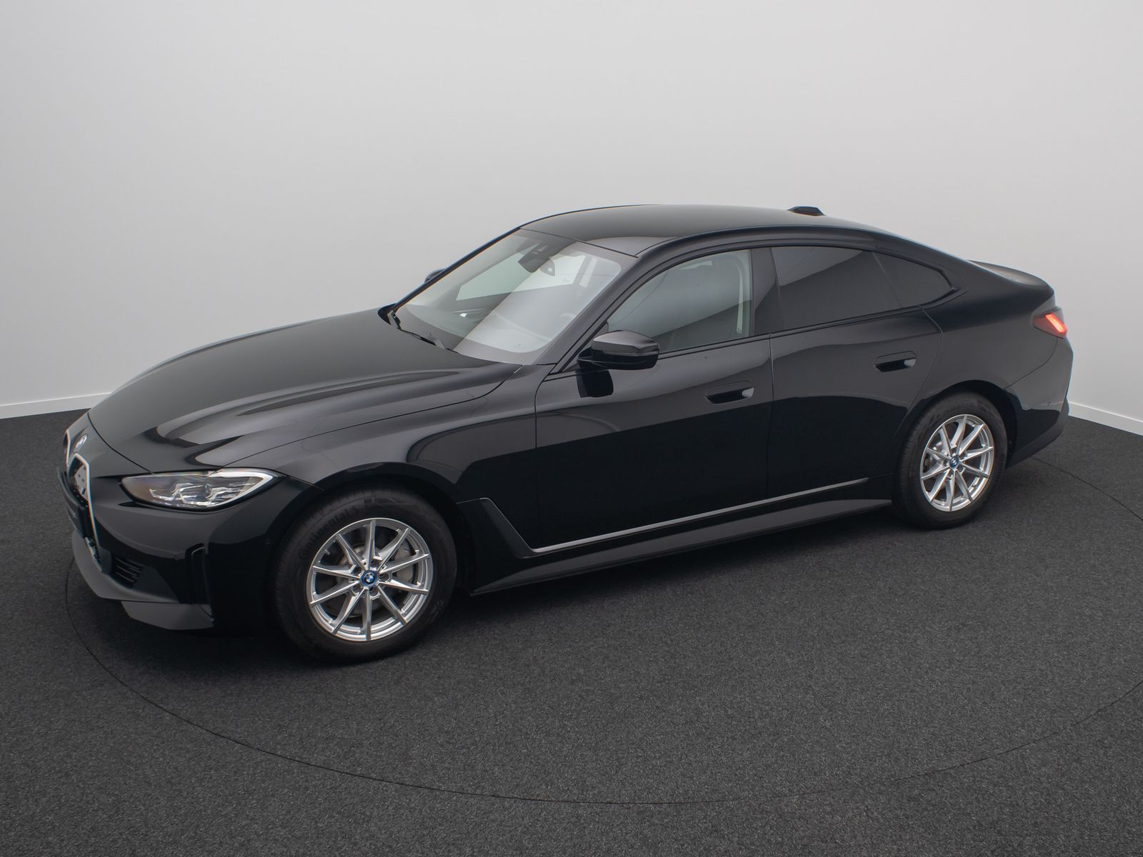 Fahrzeugabbildung BMW i4 eD35 GC Kamera DAB GeschwindigReg Widscreen