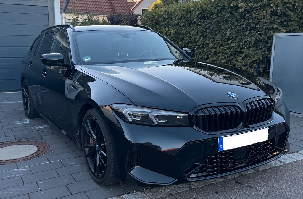 Image of BMW 320