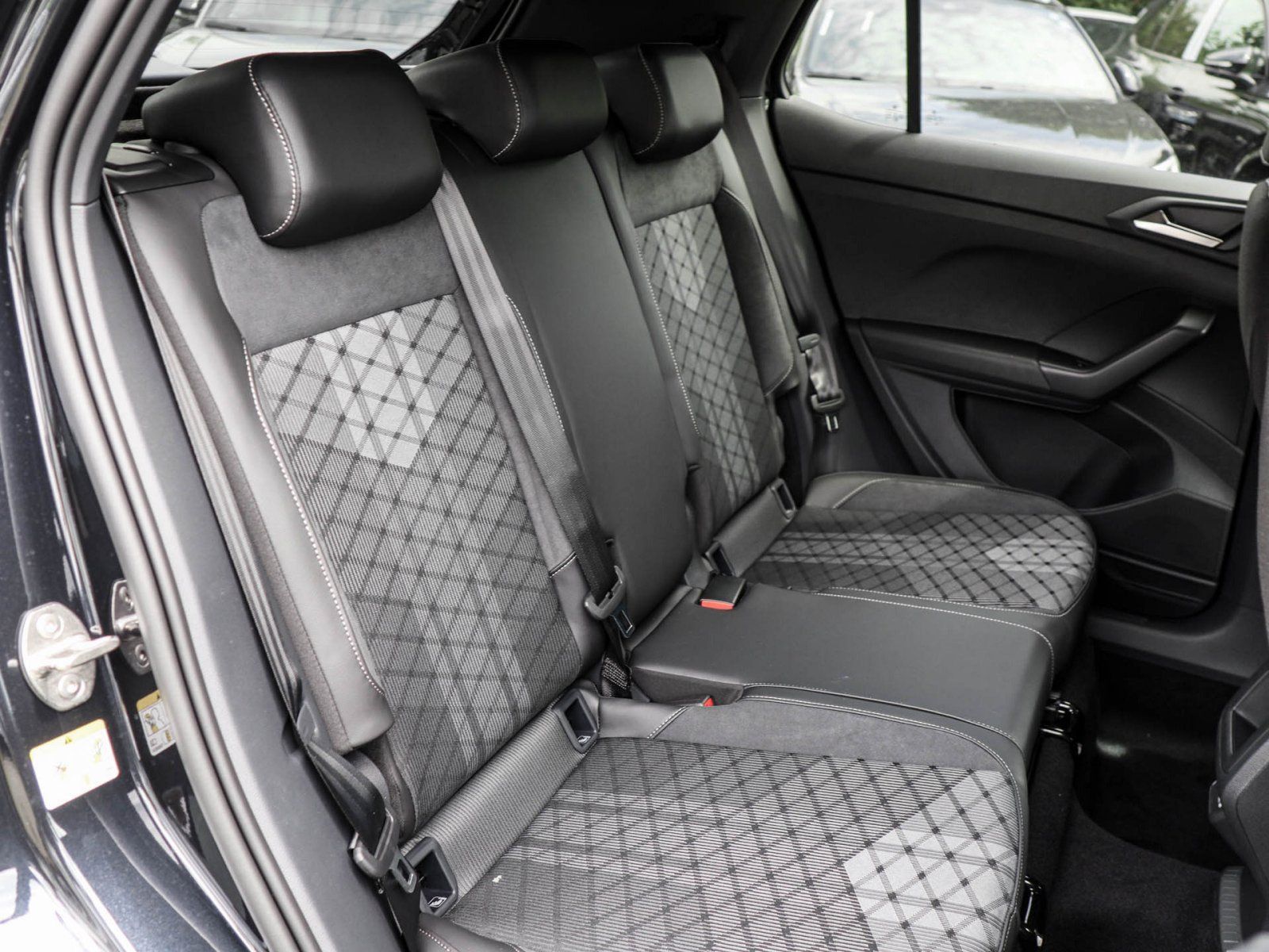 Volkswagen T-Cross - Bild 4