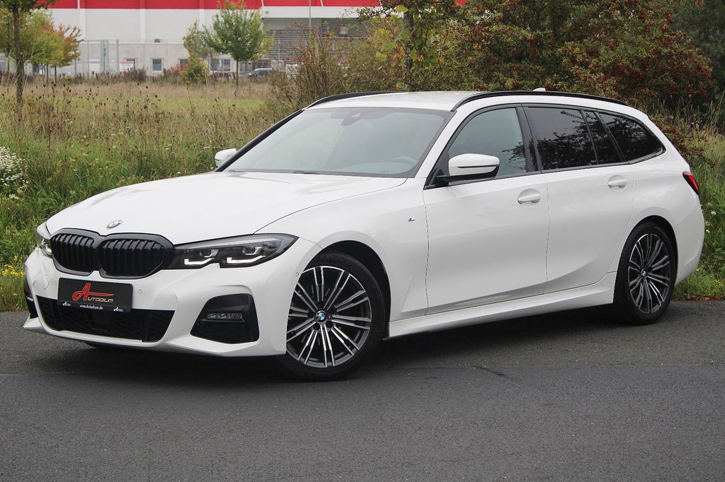 Image of BMW 320