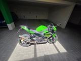 Kawasaki Ninja 400 - KAWASAKI 400