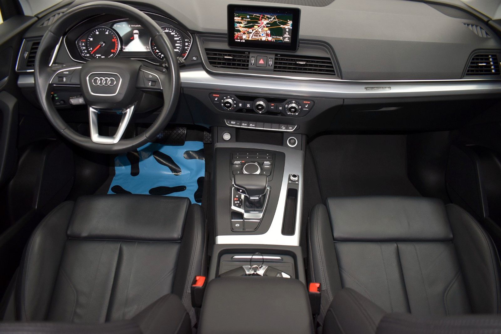 Fahrzeugabbildung Audi Q5 50 TDI quattro sport Leder,Navi,Xenon,SH,PDC