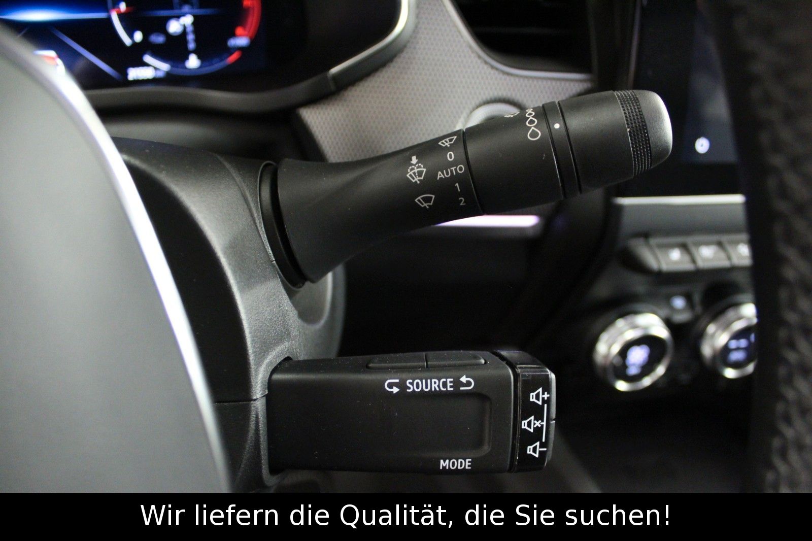 Fahrzeugabbildung Renault Arkana Mild Hybrid 140 EDC Techno