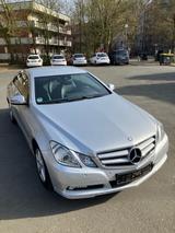 Mercedes-Benz E 250 Coupé E 250 CDI BlueEFFICIENCY AVANTG....