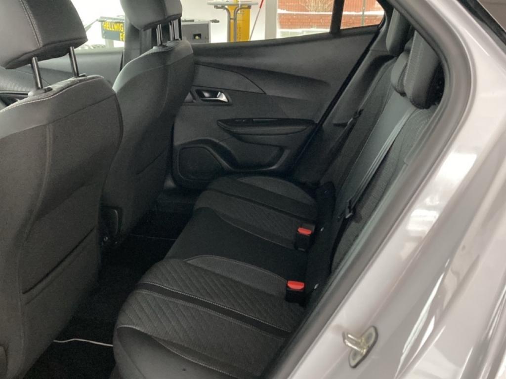 Peugeot 2008 Hybrid Allure AT Shz Navi Kamera PDC v+h