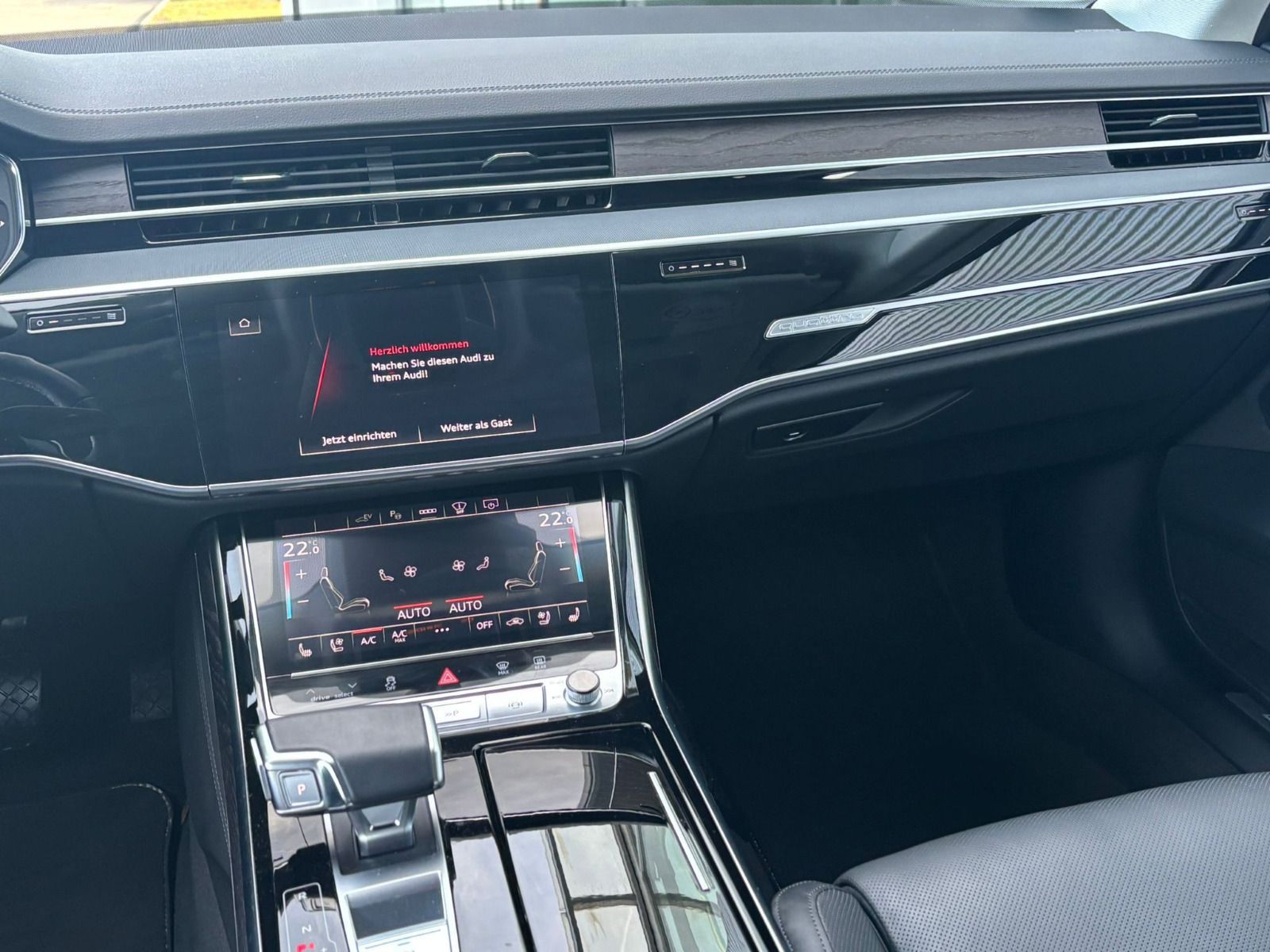 Audi A8 - Bild 13
