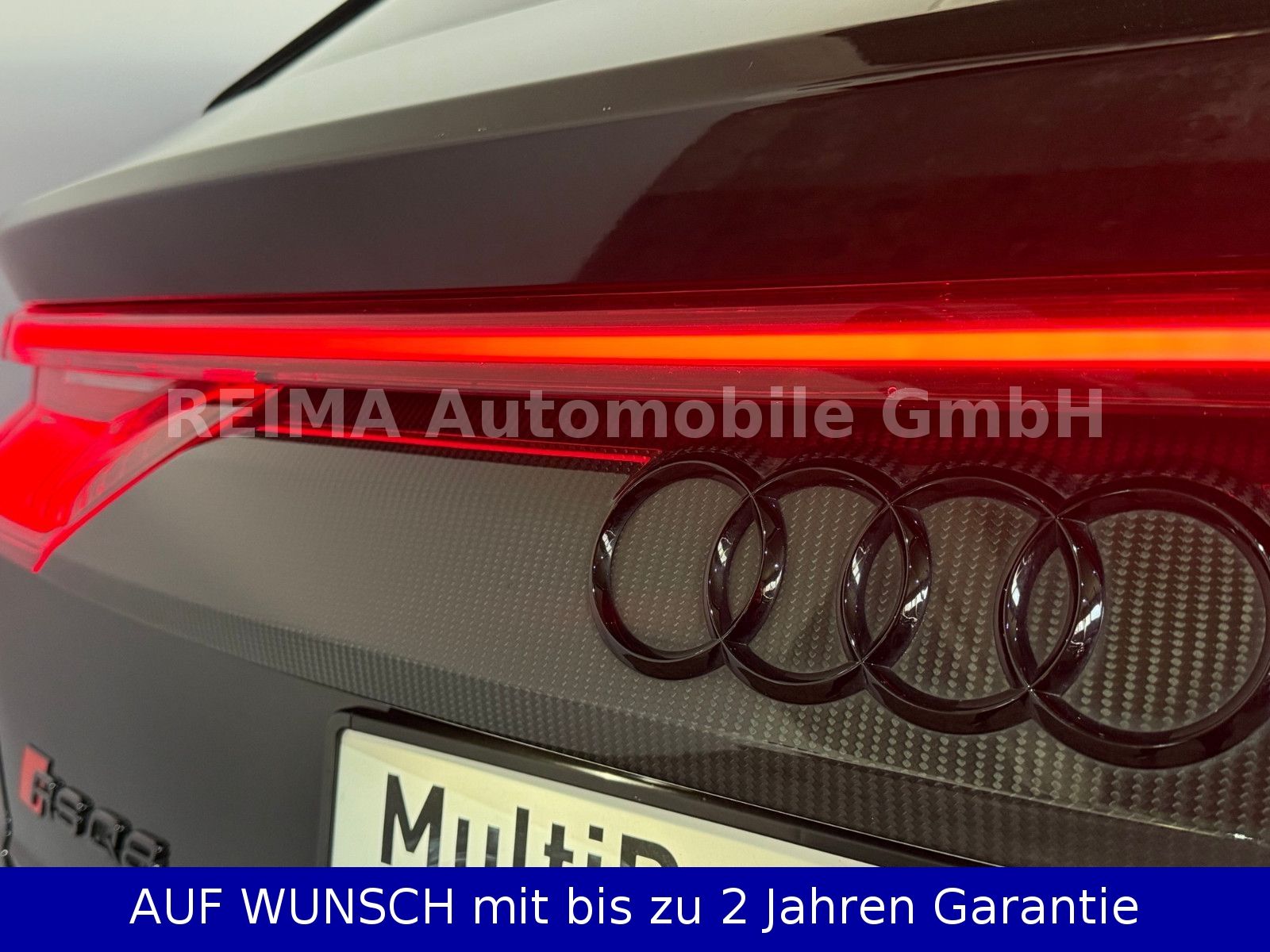 Fahrzeugabbildung Audi RSQ8 4.0 TFSI quattro, Matrix, B&O, Pano, AHK