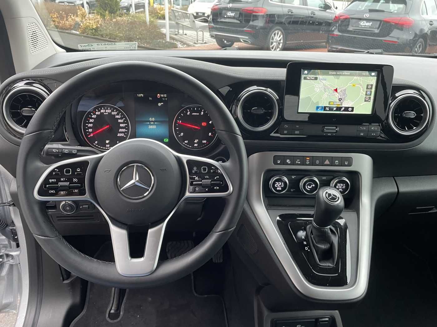 Fahrzeugabbildung Mercedes-Benz T 180 d Progressive Edition Kamera LED MBUX SHZ