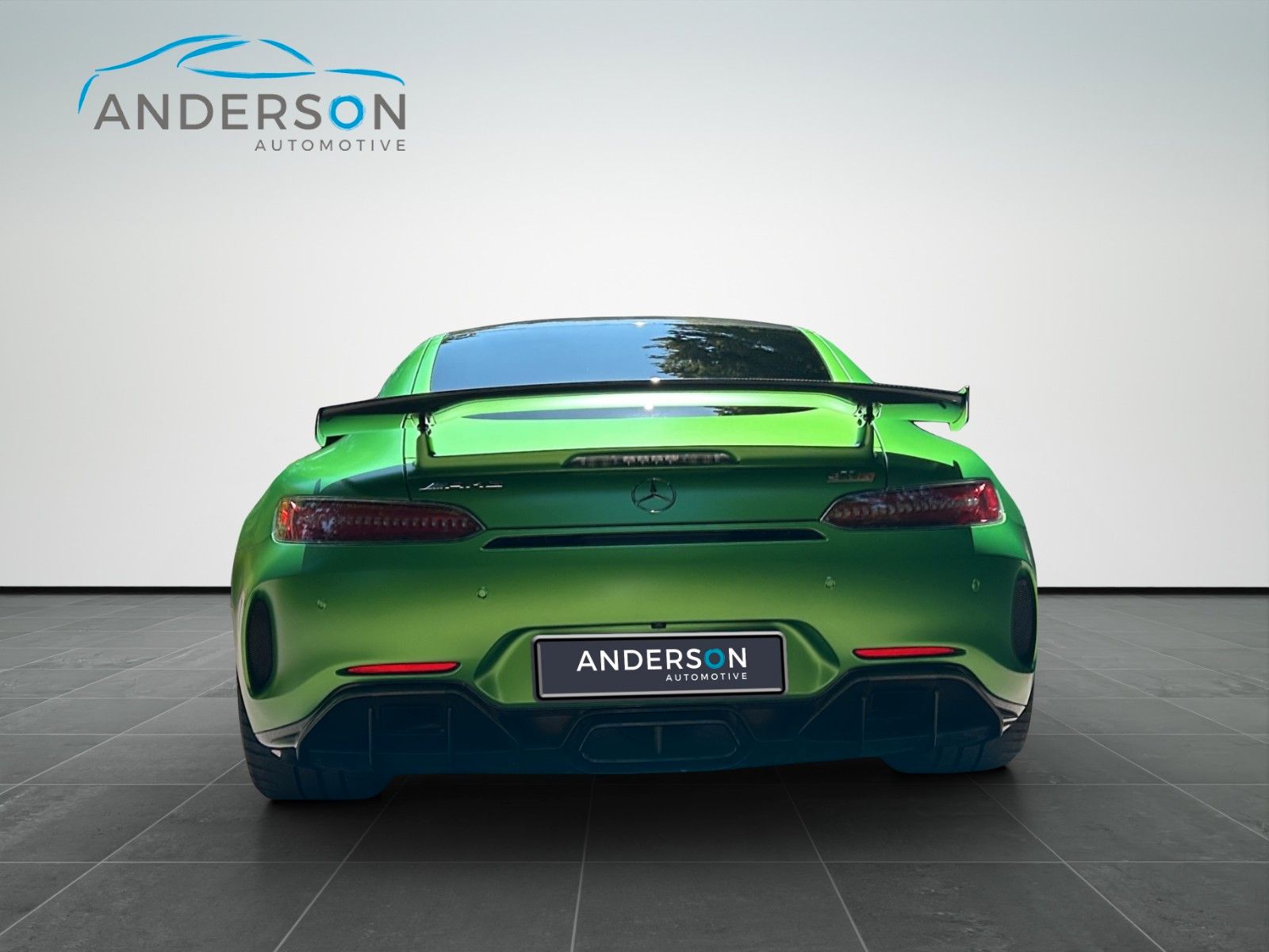 Fahrzeugabbildung Mercedes-Benz AMG GT R CARBON KERAMIK GELBKONTRAST PERFORMANCE