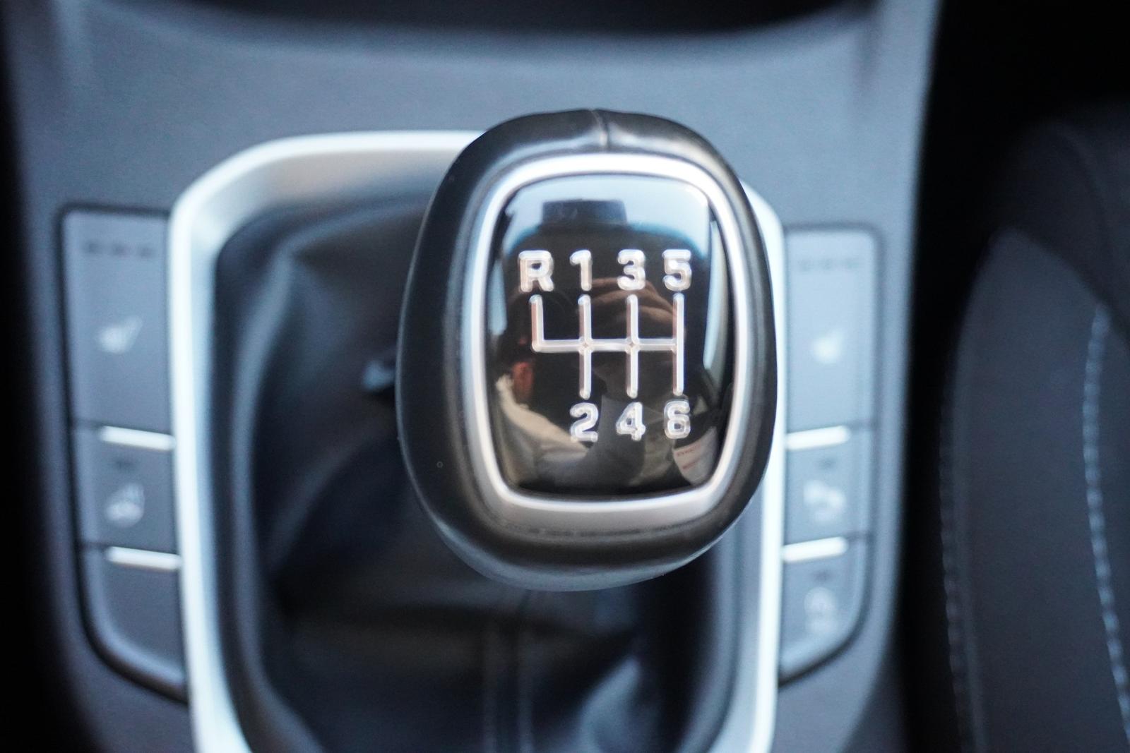 Hyundai i30 1.0 T-GDI YES! Navi Kamera Sitzheizung PDC