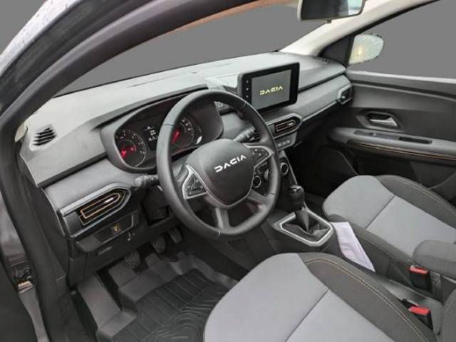 Fahrzeugabbildung Dacia Sandero Stepway Extreme TCe 110