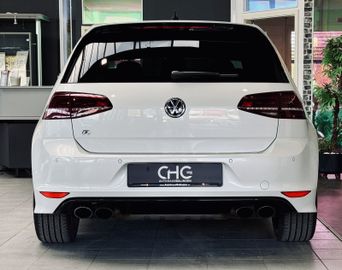 Volkswagen Golf - 9
