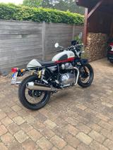 Royal Enfield Interceptor 650 - ROYAL ENFIELD INTERCEPTOR 650