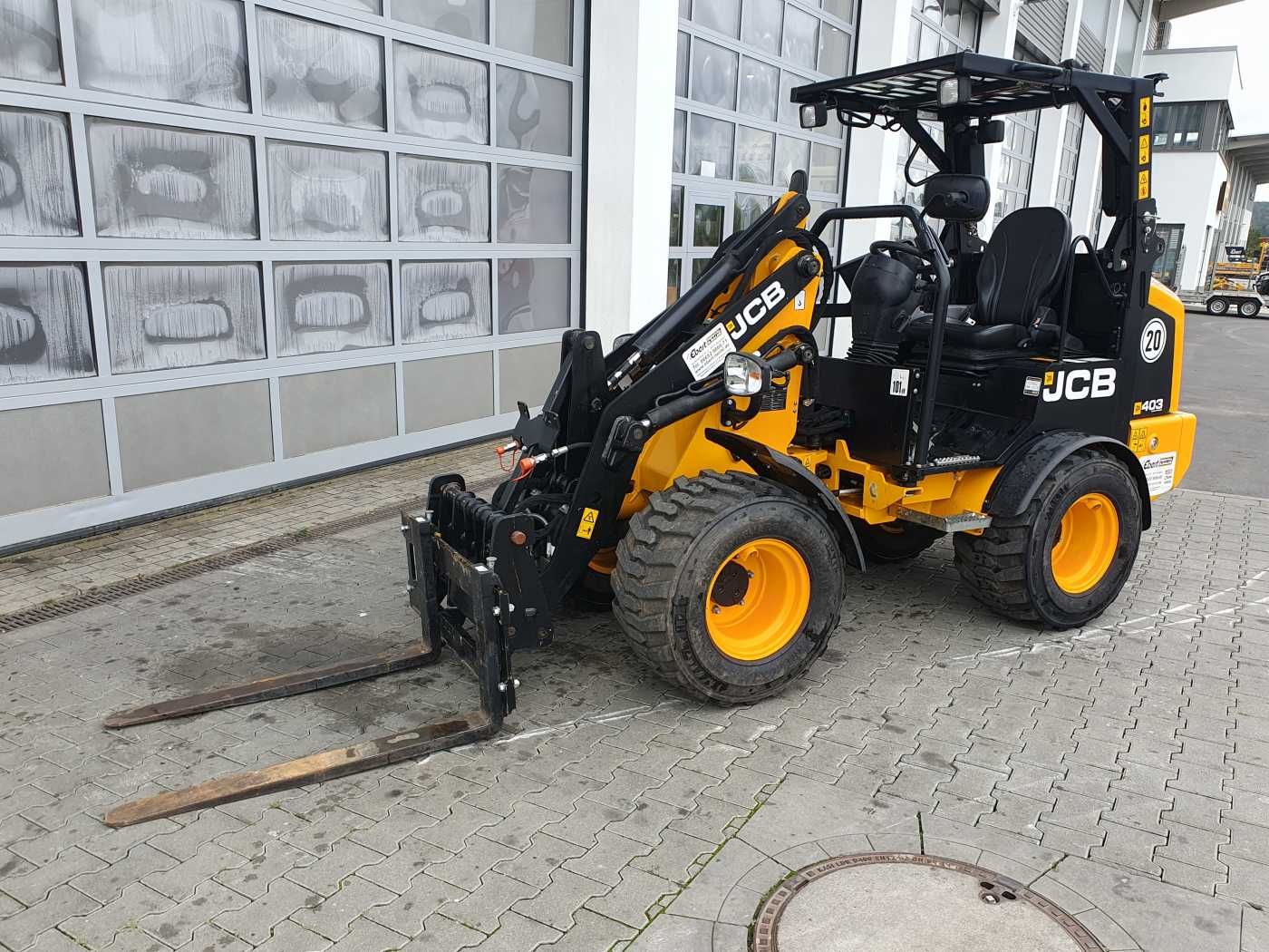 Fahrzeugabbildung JCB 403 / Schaufel + Gabel / nur 248h!