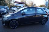 Toyota Yaris 1,3i 73kw Klima-Standheizung-Kamera-Allwet - Toyota Yaris: Schwarz