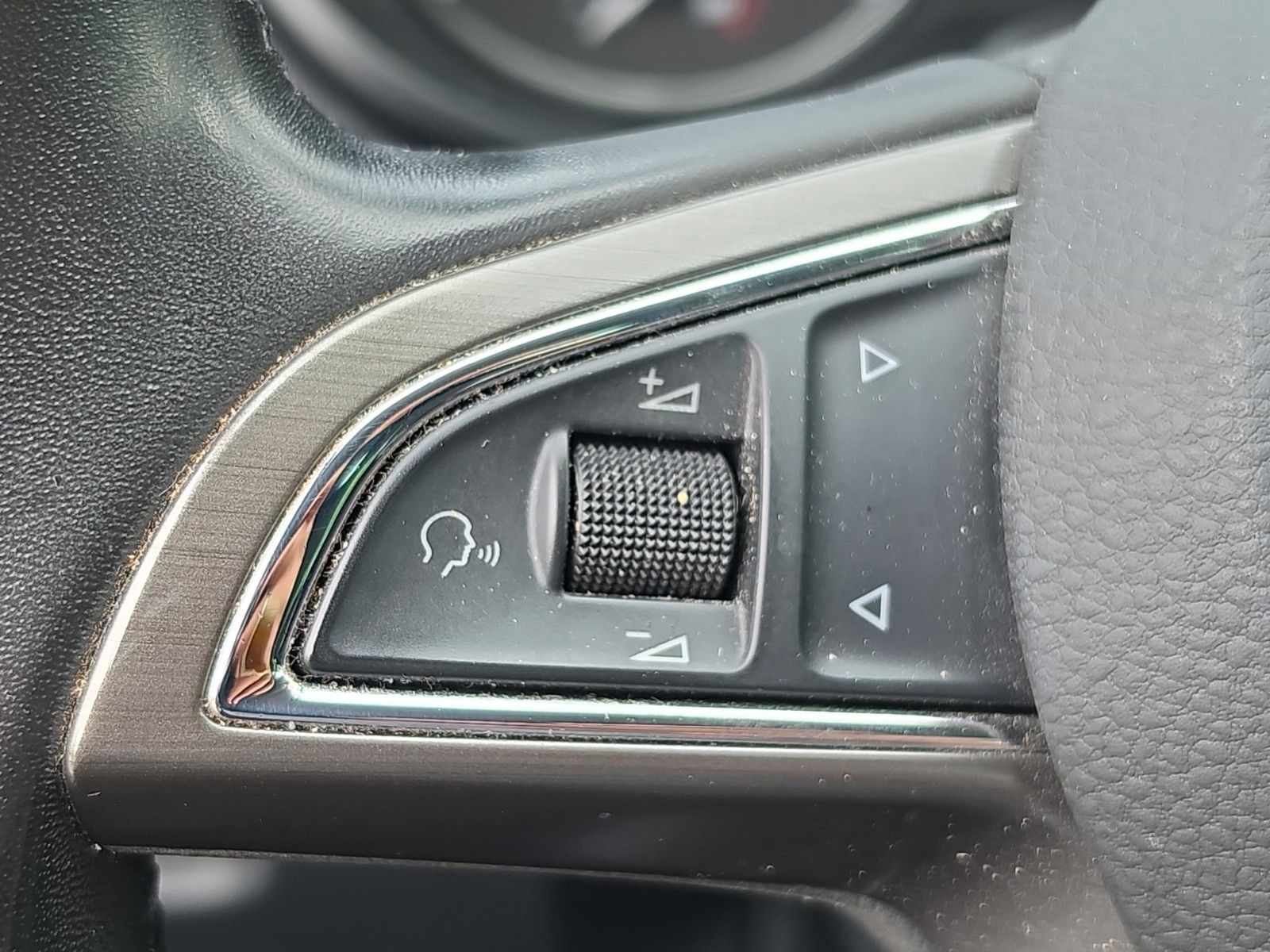 Fahrzeugabbildung SKODA Octavia Combi Ambition Apple CarPlay und Android