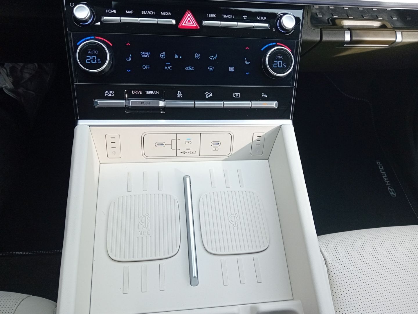 Hyundai Santa Fe – Bild 17