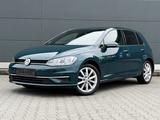 Volkswagen Golf VII Lim. DSG Sitzheizung Einparkhilfe 1Hand - Volkswagen Gebrauchtwagen in Frankfurt